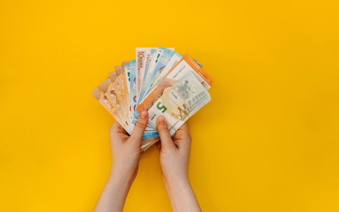 Kako da prepoznaš finansijsku prevaru na internetu